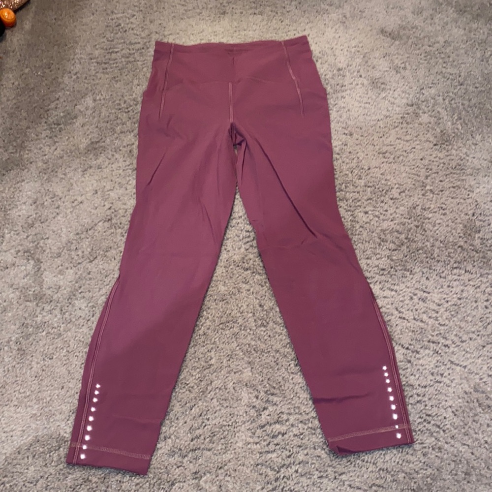 NWOT Lululemon Swift Speed High-Rise 25” Leggings
